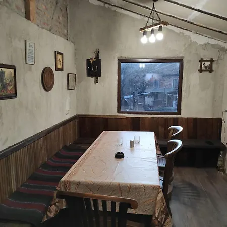 Konukevi търнова, Guest Malko Tŭrnovo
