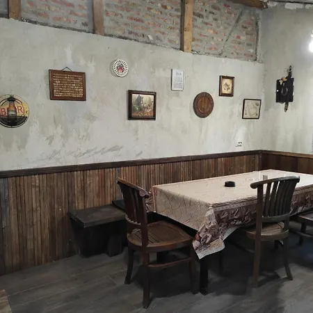 търнова, Guest